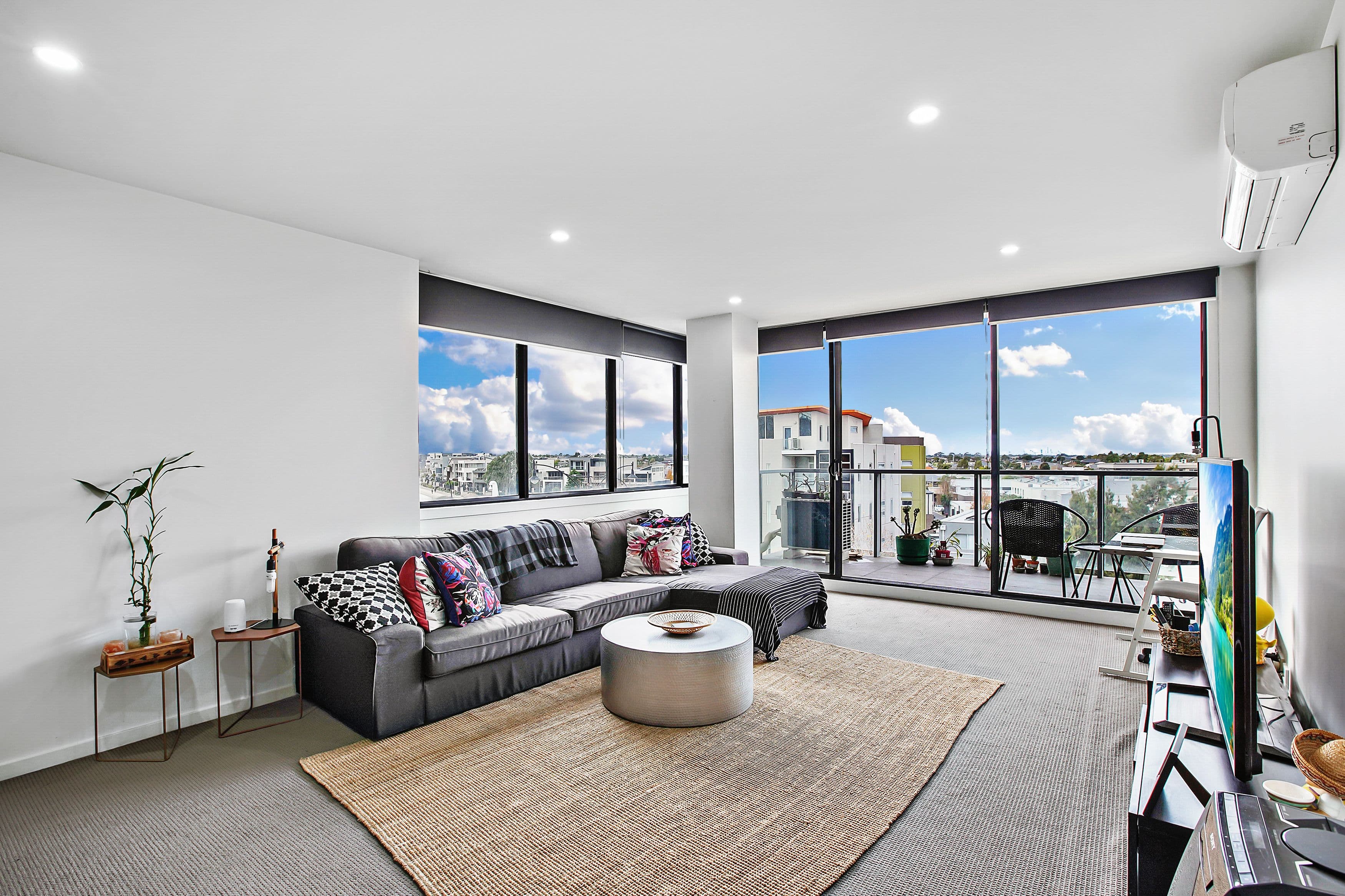1 Woodward Way, Caroline Springs VIC 3023, Caroline Springs - Thumbnail 4