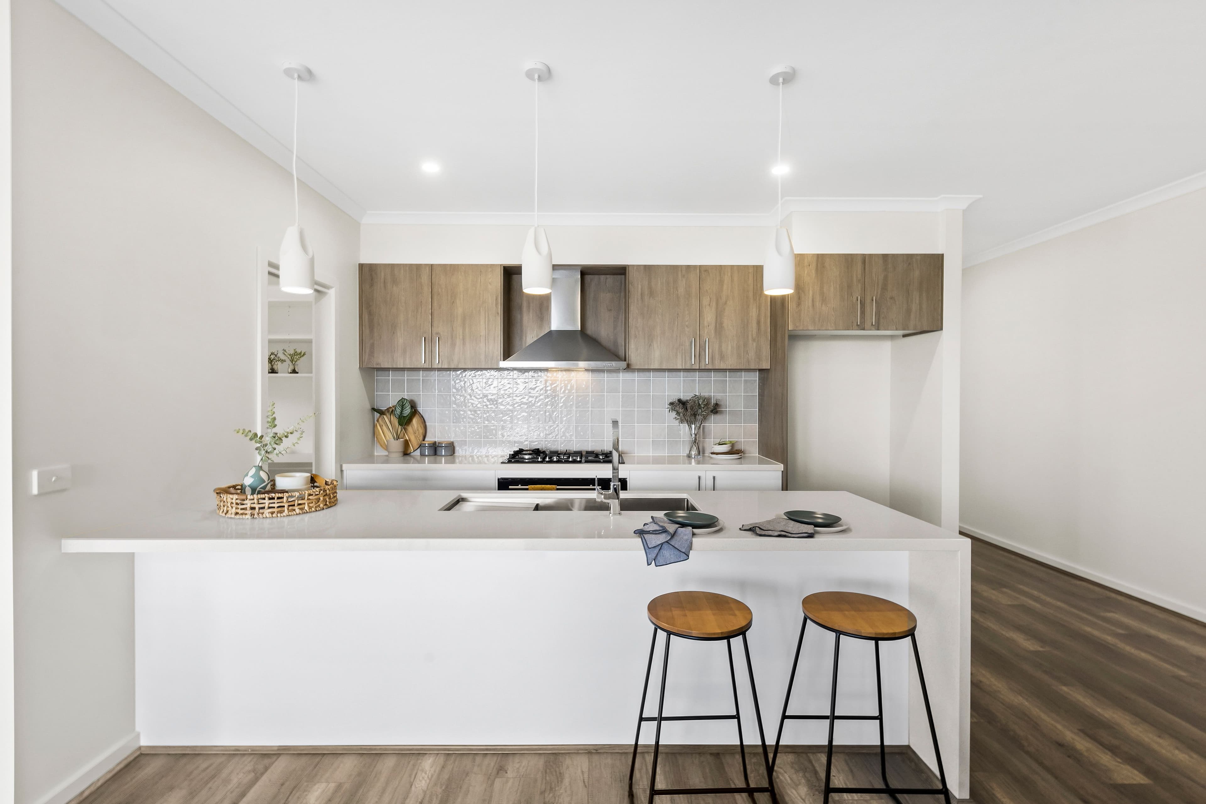 11 Ridgeview Court, Sunbury VIC 3429, Sunbury - Thumbnail 2