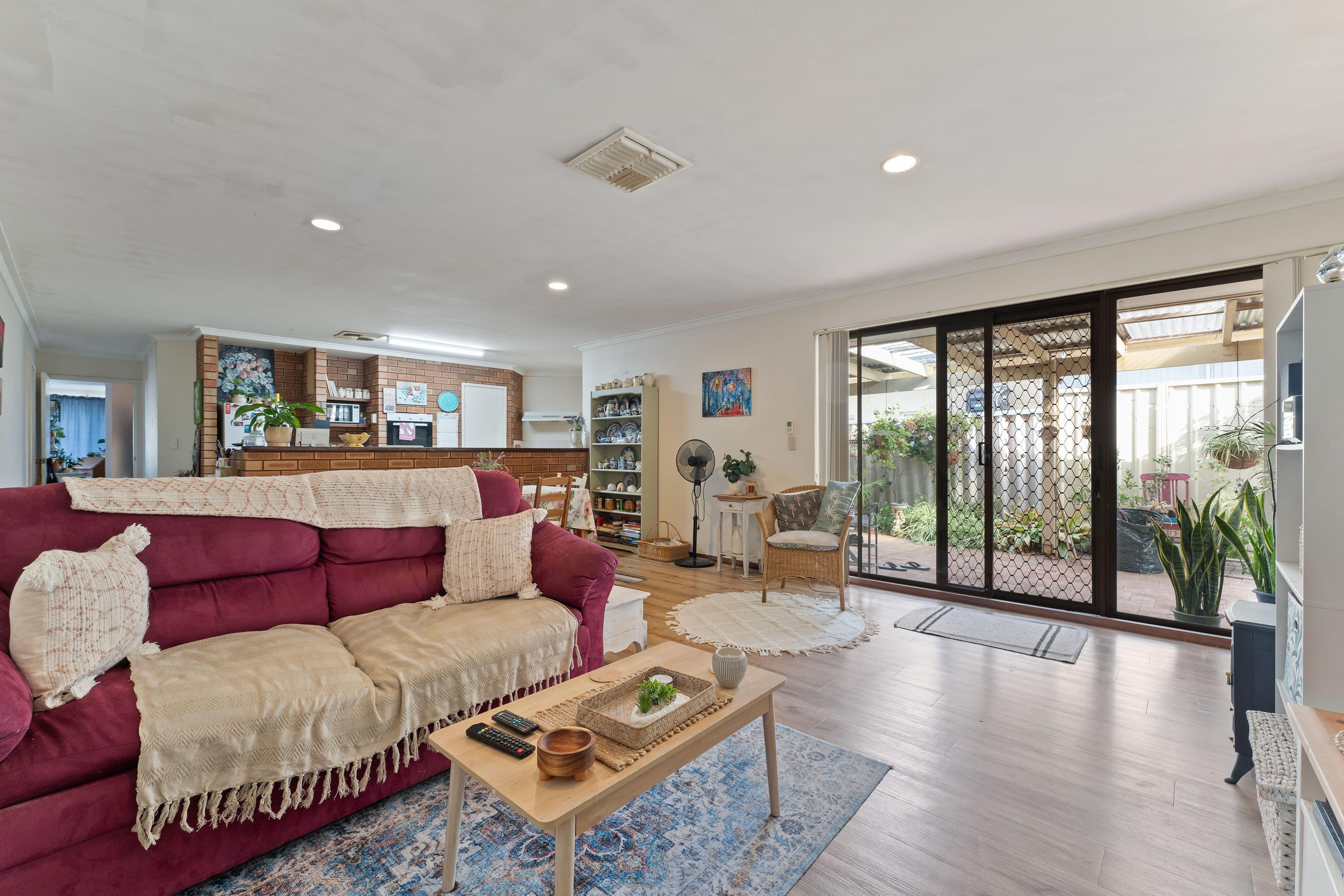 6 Shelton Street, Waikiki WA 6169, Waikiki - Thumbnail 4