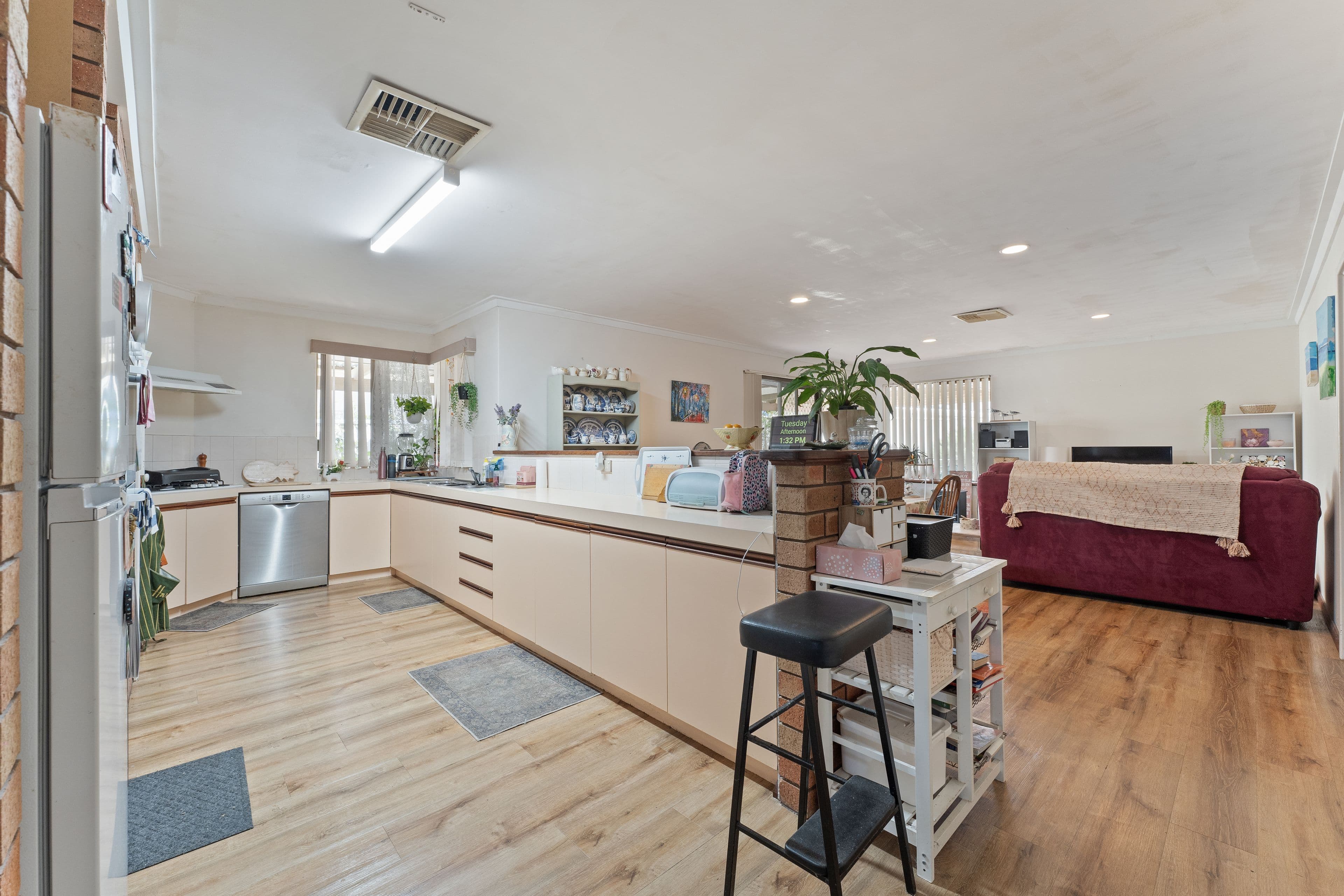 6 Shelton Street, Waikiki WA 6169, Waikiki - Thumbnail 8