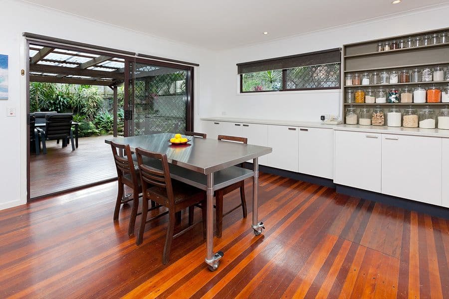 7 Carloch Street, Holland Park West QLD 4121, Holland Park West - Thumbnail 2