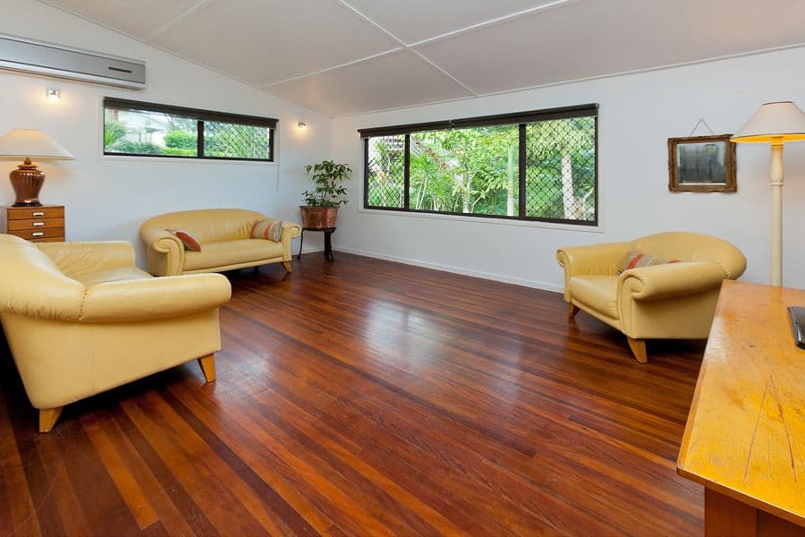 7 Carloch Street, Holland Park West QLD 4121, Holland Park West - Thumbnail 4