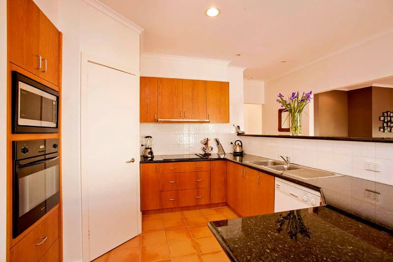 19 Quinn Street, BELL POST HILL VIC 3215, Bell Post Hill - Thumbnail 4