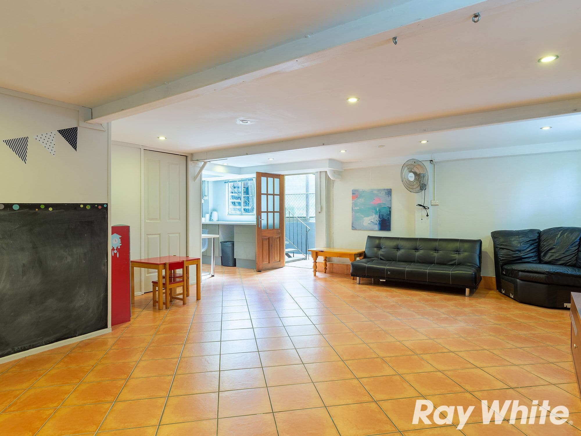8 Pathara Crescent, Ferny Hills QLD 4055, Ferny Hills - Thumbnail 5