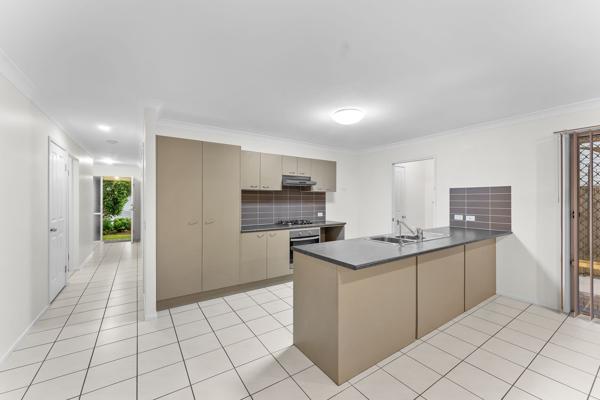 5 Violet Street, Kallangur QLD 4503, Kallangur - Thumbnail 3
