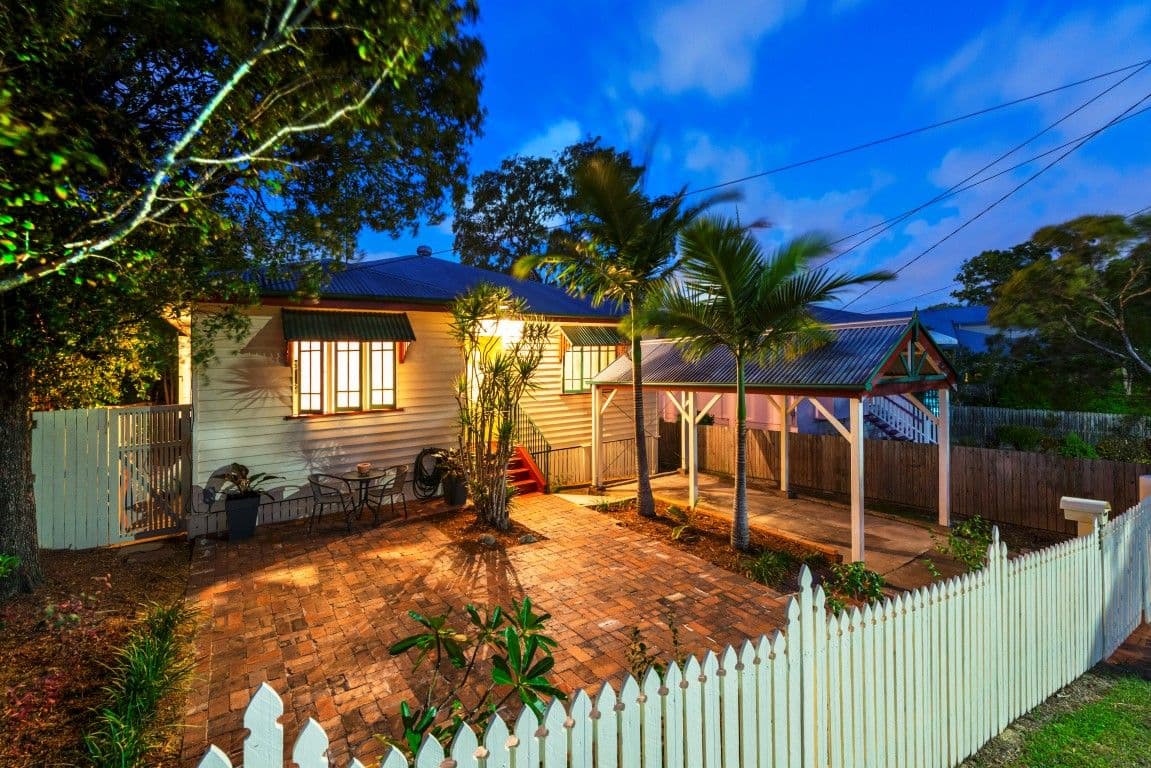 32 Palmer Street, GREENSLOPES QLD 4120, Greenslopes - Image 1