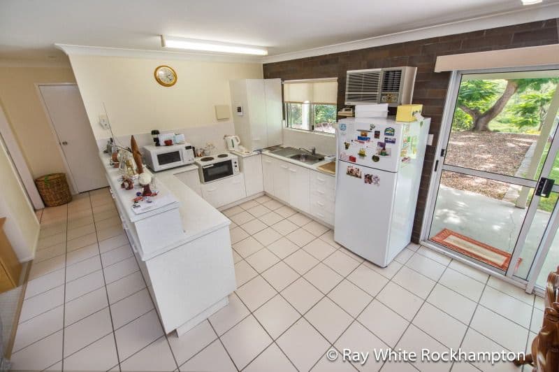 114 Fons Drive, GLENDALE QLD 4711, Glendale - Thumbnail 4