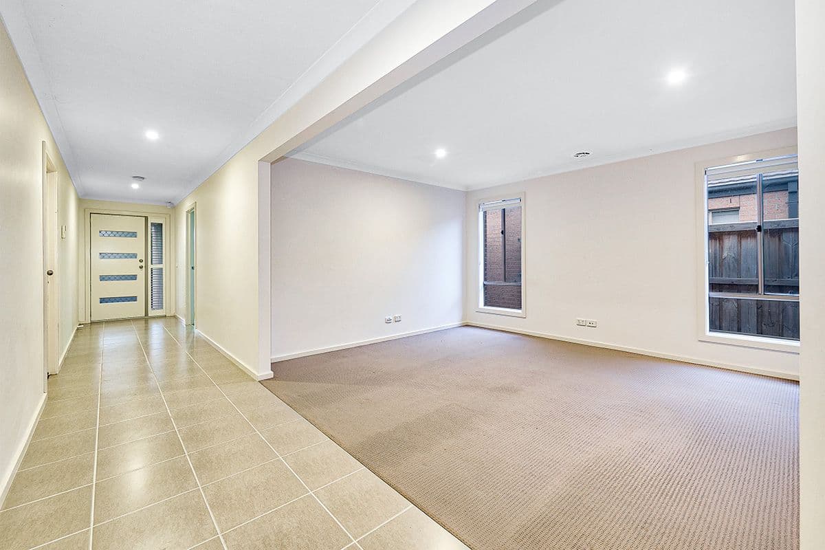 19 Glenelg Street, Clyde North VIC 3978, Clyde North - Thumbnail 6