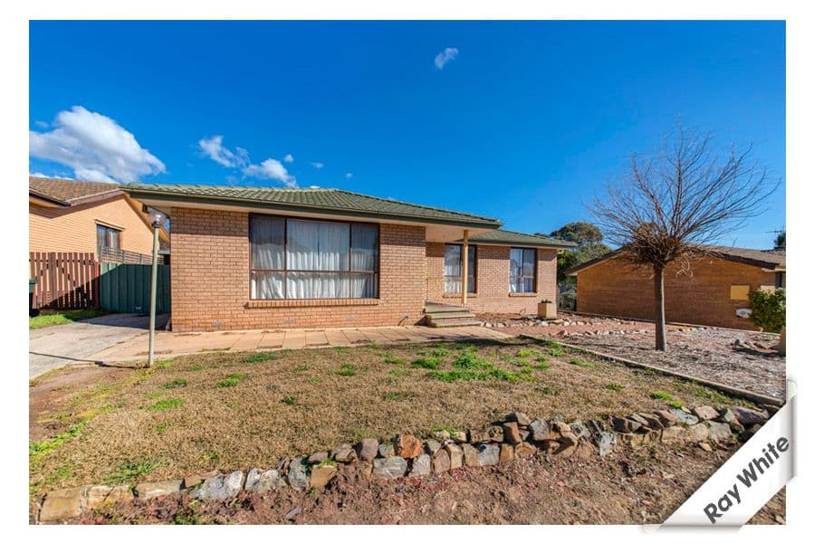 6 Arkell Place, CHARNWOOD ACT 2615, Charnwood - Image 1
