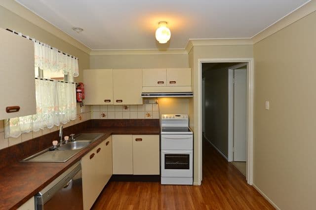 19 Leahy Drive, KINGSTHORPE QLD 4400, Kingsthorpe - Thumbnail 3