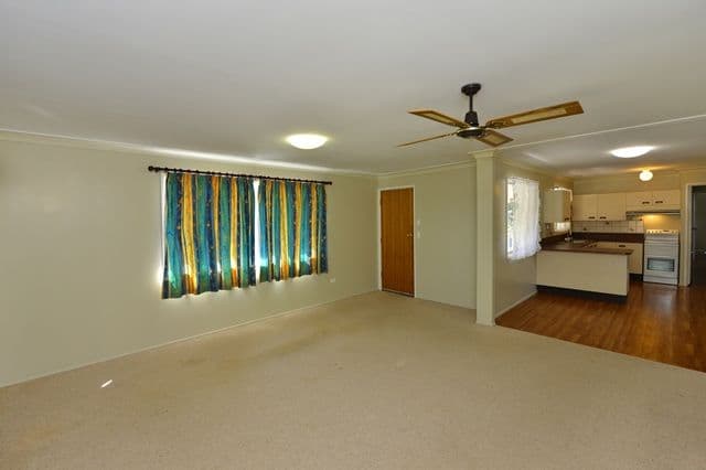 19 Leahy Drive, KINGSTHORPE QLD 4400, Kingsthorpe - Thumbnail 7