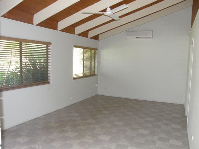 6 Waratah Avenue, Victoria Point QLD 4165, Victoria Point - Thumbnail 3