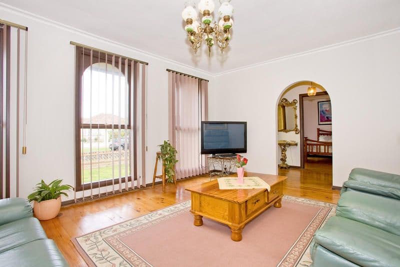 32 Thorburn Street, BELL PARK VIC 3215, Bell Park - Thumbnail 3