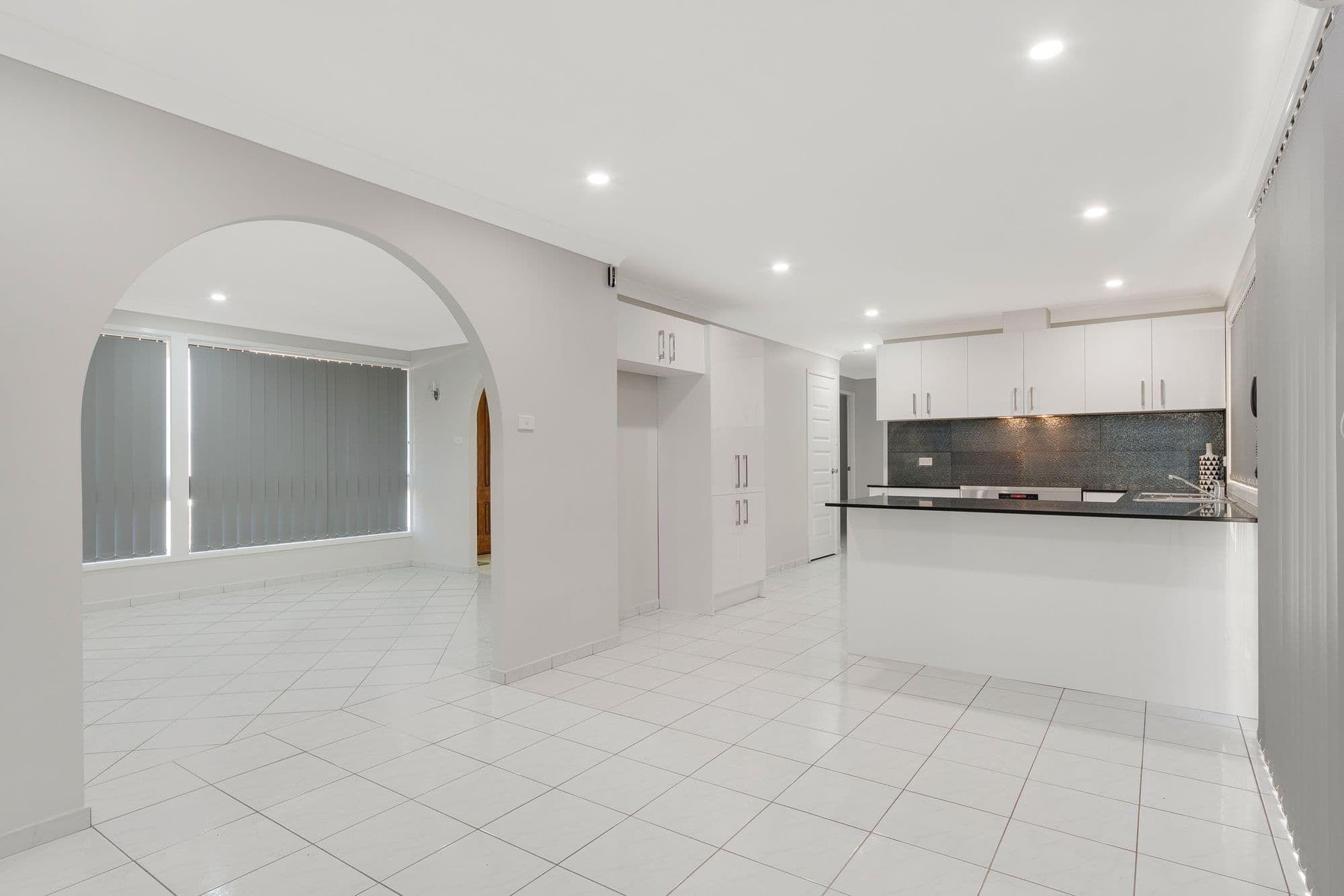 6 Mataro Place, Eschol Park - Thumbnail 3