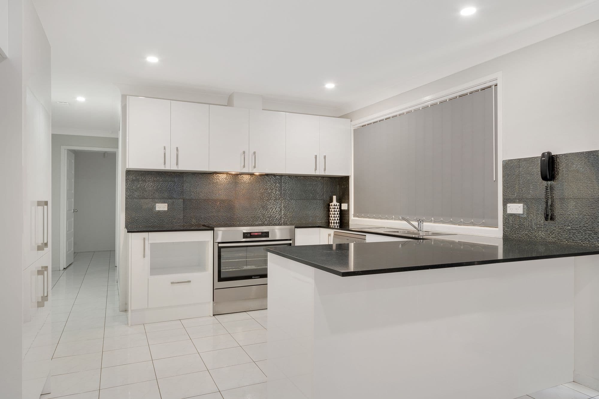 6 Mataro Place, Eschol Park - Thumbnail 4