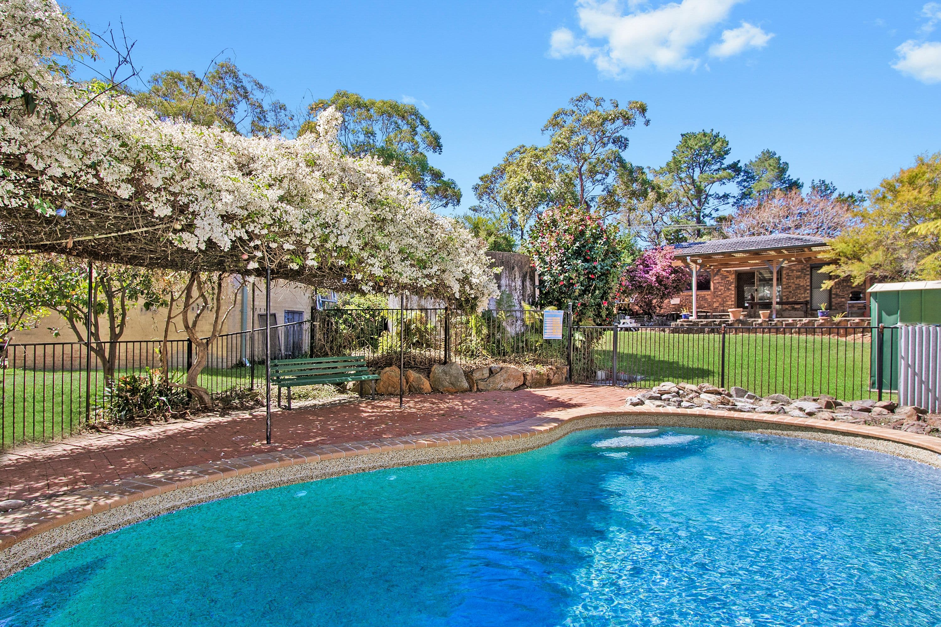 280 Lieutenant Bowen Drive, Bowen Mountain - Image 1