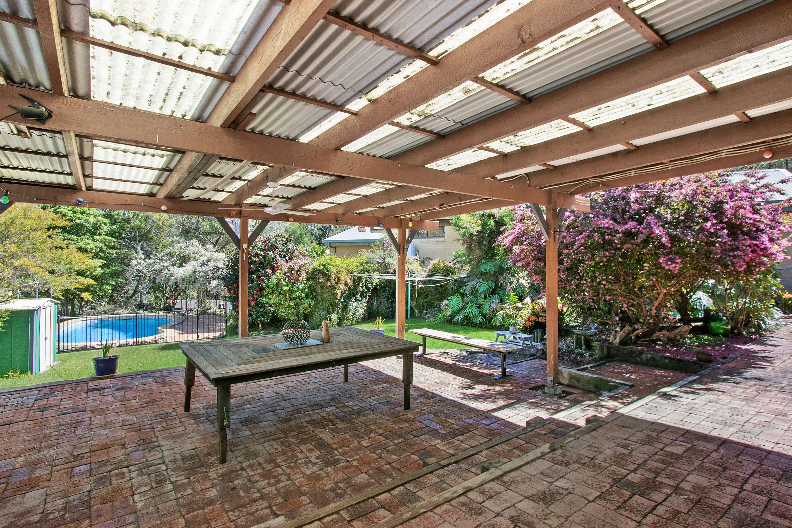 280 Lieutenant Bowen Drive, Bowen Mountain - Thumbnail 4