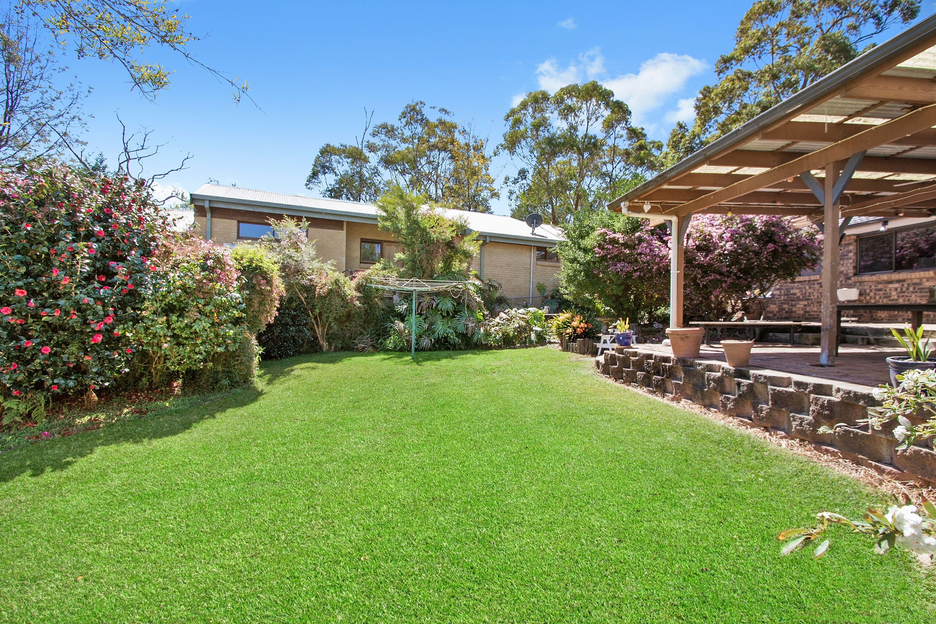 280 Lieutenant Bowen Drive, Bowen Mountain - Thumbnail 5