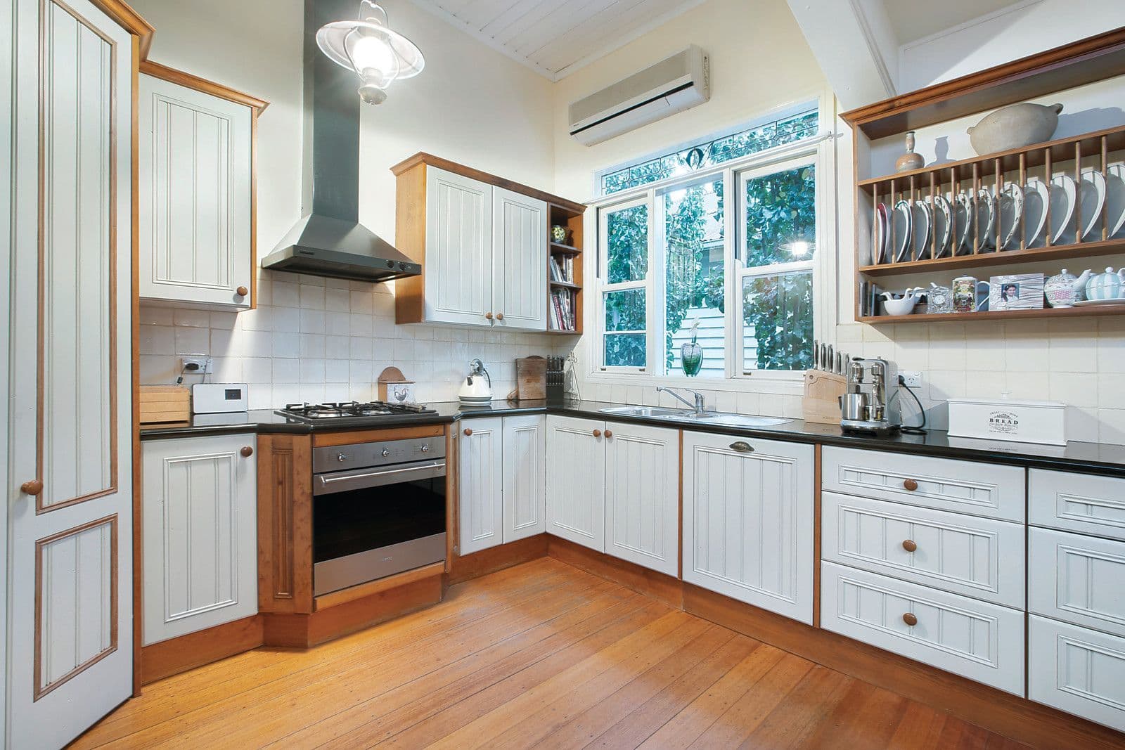 57 Lingwell Road, Hawthorn East VIC 3123, Hawthorn East - Thumbnail 4