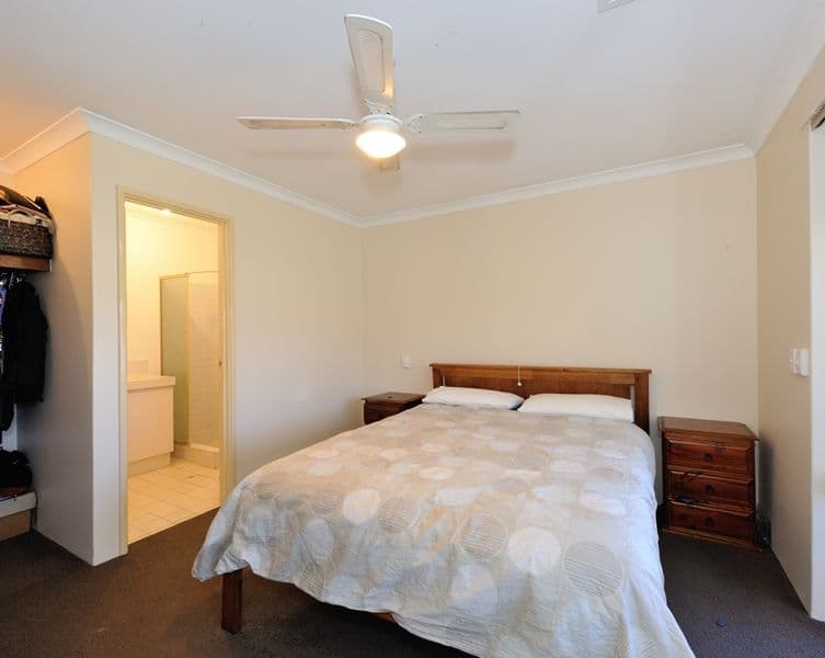 8 Nurrari Close, Waikiki WA 6169, Waikiki - Thumbnail 5