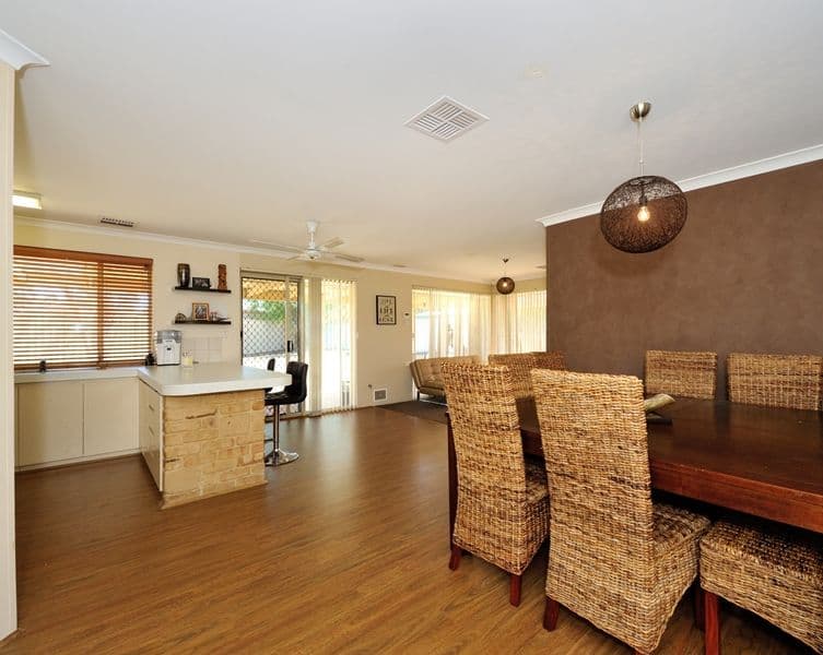 8 Nurrari Close, Waikiki WA 6169, Waikiki - Thumbnail 7