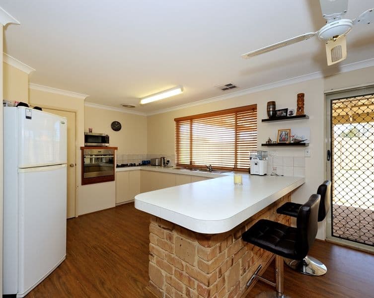 8 Nurrari Close, Waikiki WA 6169, Waikiki - Thumbnail 8