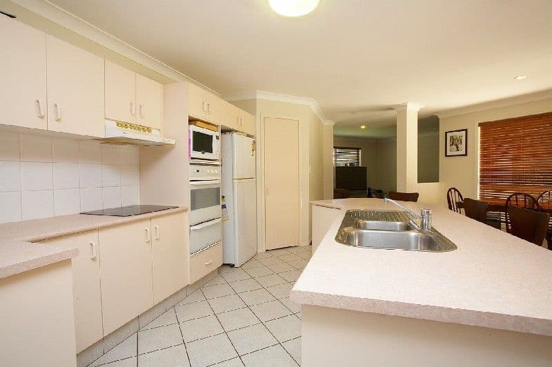 7 Wisconsin Street, VARSITY LAKES QLD 4227, Varsity Lakes - Thumbnail 2