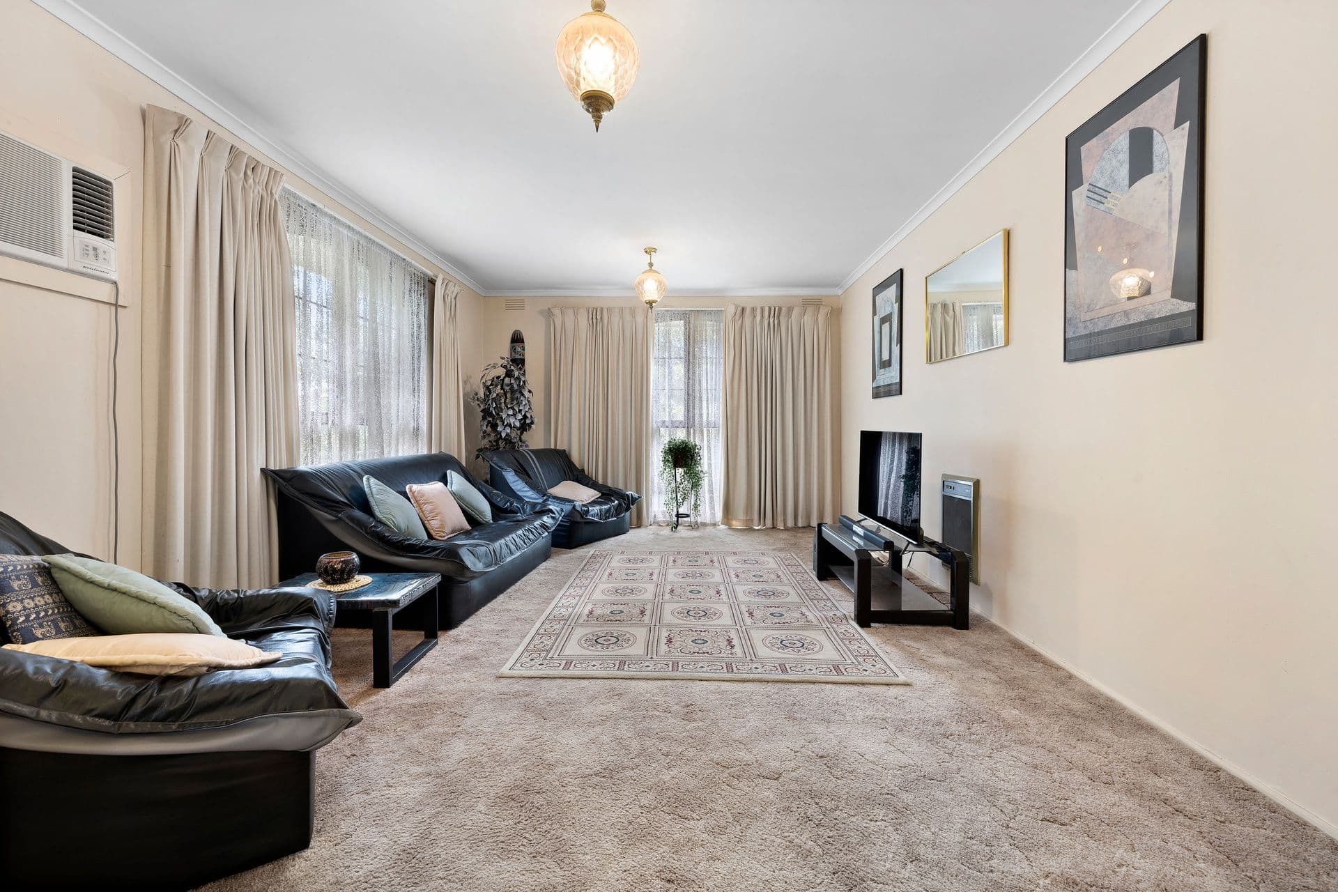 12 Hainthorpe Grove, Mulgrave VIC 3170, Mulgrave - Thumbnail 2