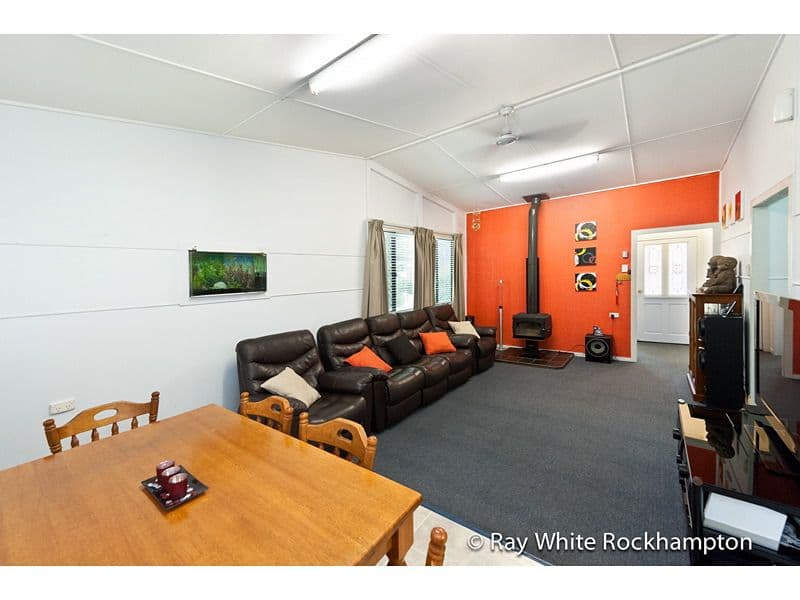 261 Noel Street, BERSERKER QLD 4701, Berserker - Thumbnail 2