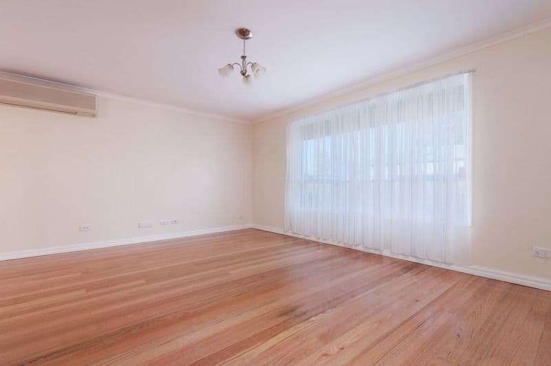 1 Valley Court, Craigieburn VIC 3064, Craigieburn - Thumbnail 5
