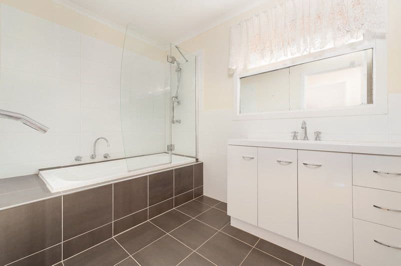 1 Valley Court, Craigieburn VIC 3064, Craigieburn - Thumbnail 8