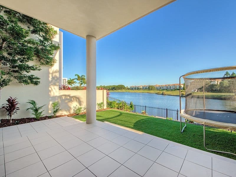 6093 Lugano Drive, HOPE ISLAND QLD 4212, Hope Island - Thumbnail 8