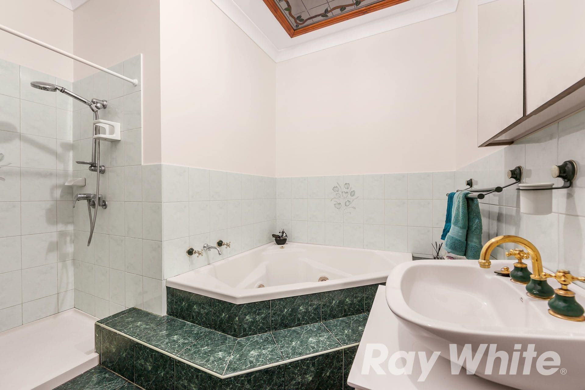 5 Cam Street, Greensborough VIC 3088, Greensborough - Thumbnail 8