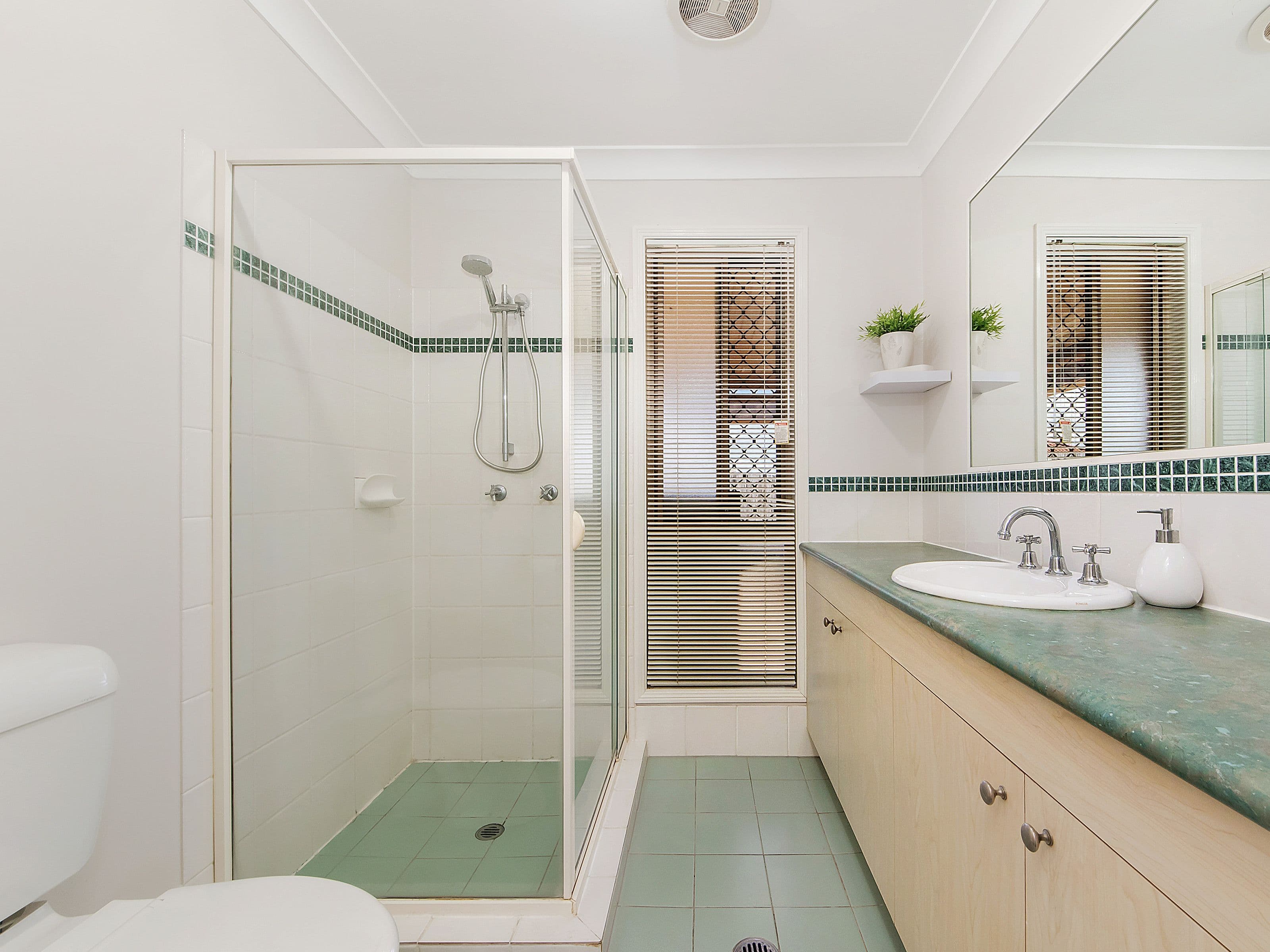 22 Reedmans Road, Ormeau QLD 4208, Ormeau - Thumbnail 6