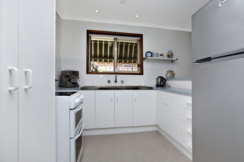 25 Cedar Avenue, SEAFORD SA 5169, Seaford - Thumbnail 2