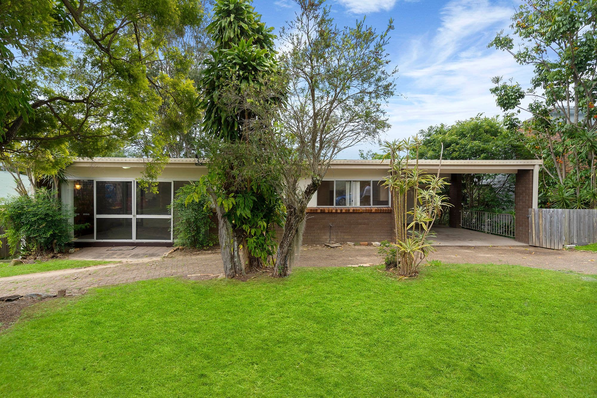 28 Donfern Street, Mount Gravatt QLD 4122, Mount Gravatt - Image 1