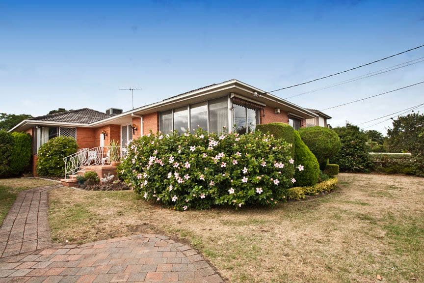 30 Windella Crescent, GLEN WAVERLEY VIC 3150, Glen Waverley - Image 1