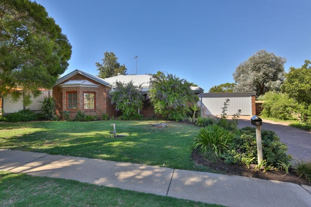 16 Hyder Drive, Mildura VIC 3500, Mildura - Thumbnail 2