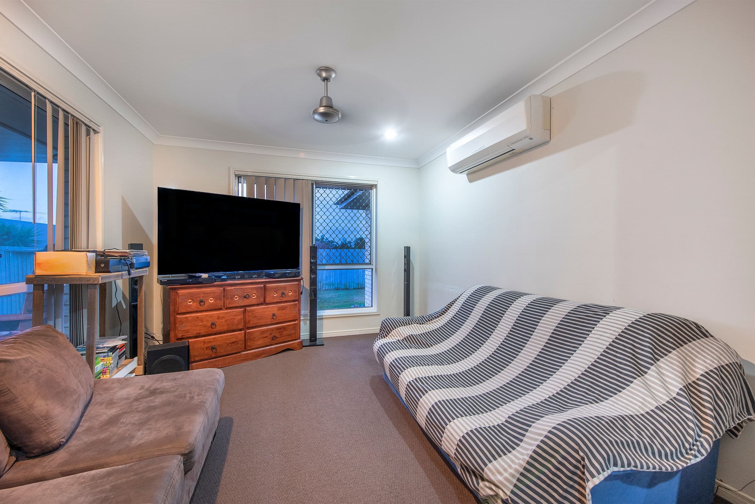 3 Ernestine Circuit, Eagleby QLD 4207, Eagleby - Thumbnail 7