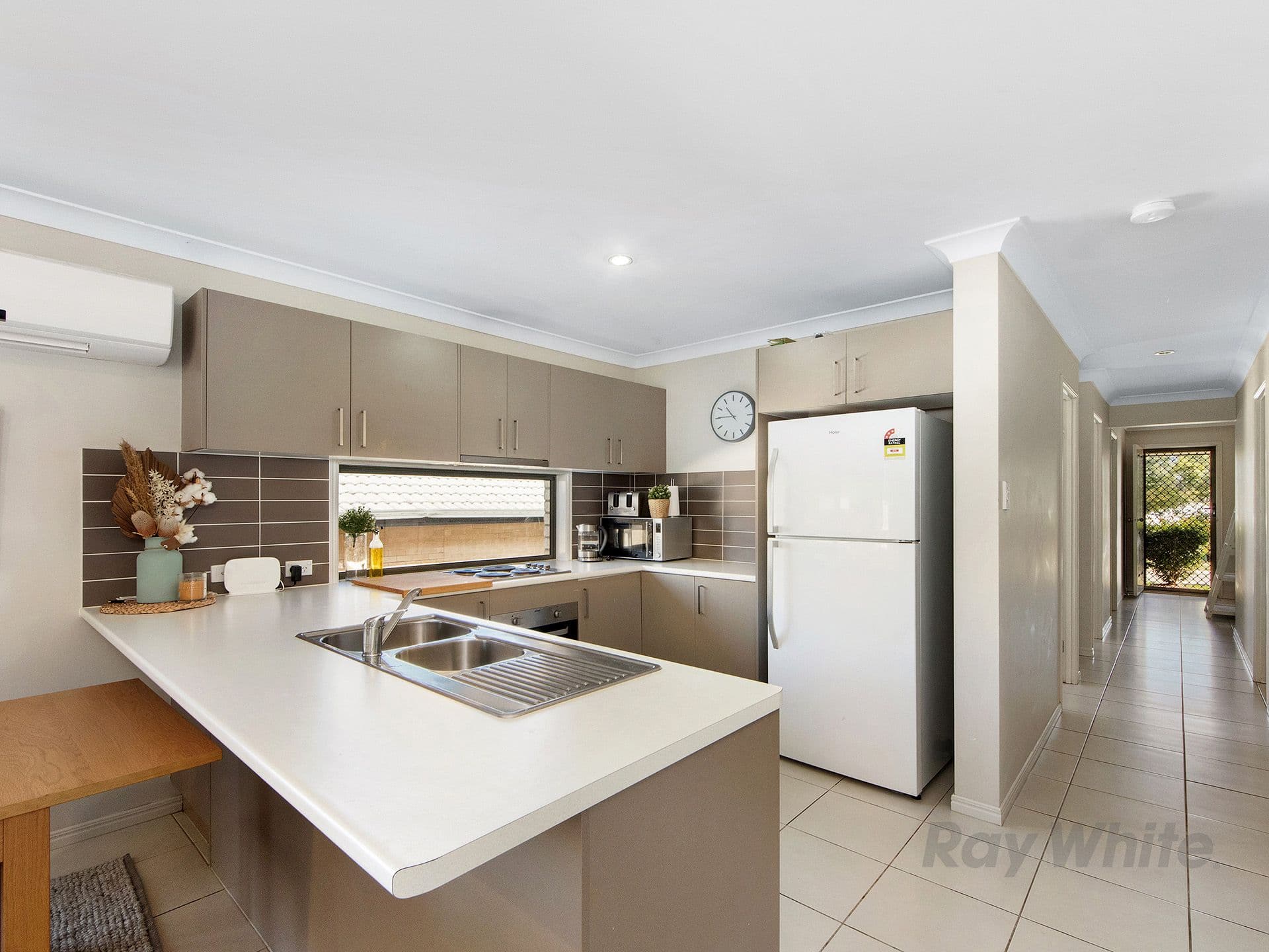 22 Emily Street, Ormeau QLD 4208, Ormeau - Thumbnail 2
