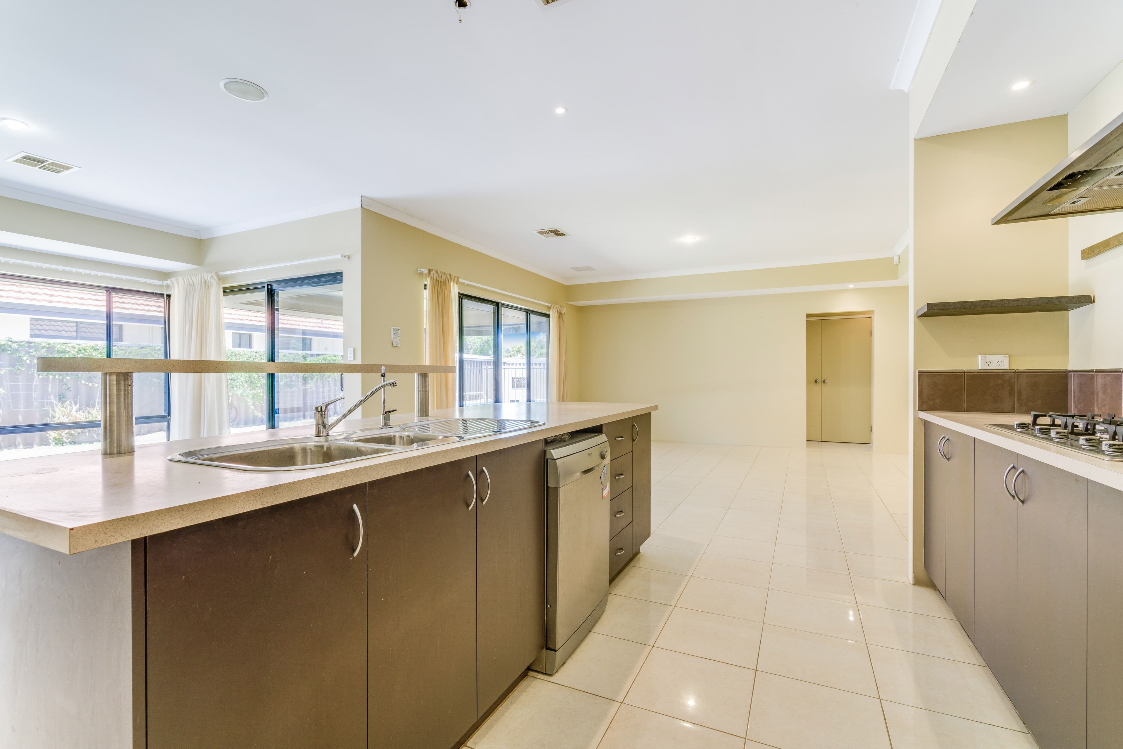 23 Almond Avenue, Shoalwater WA 6169, Shoalwater - Thumbnail 5