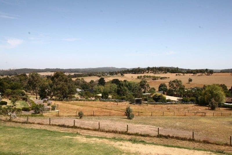 11-12 Bailey View Court, NARRE WARREN NORTH VIC 3804, Narre Warren North - Thumbnail 8