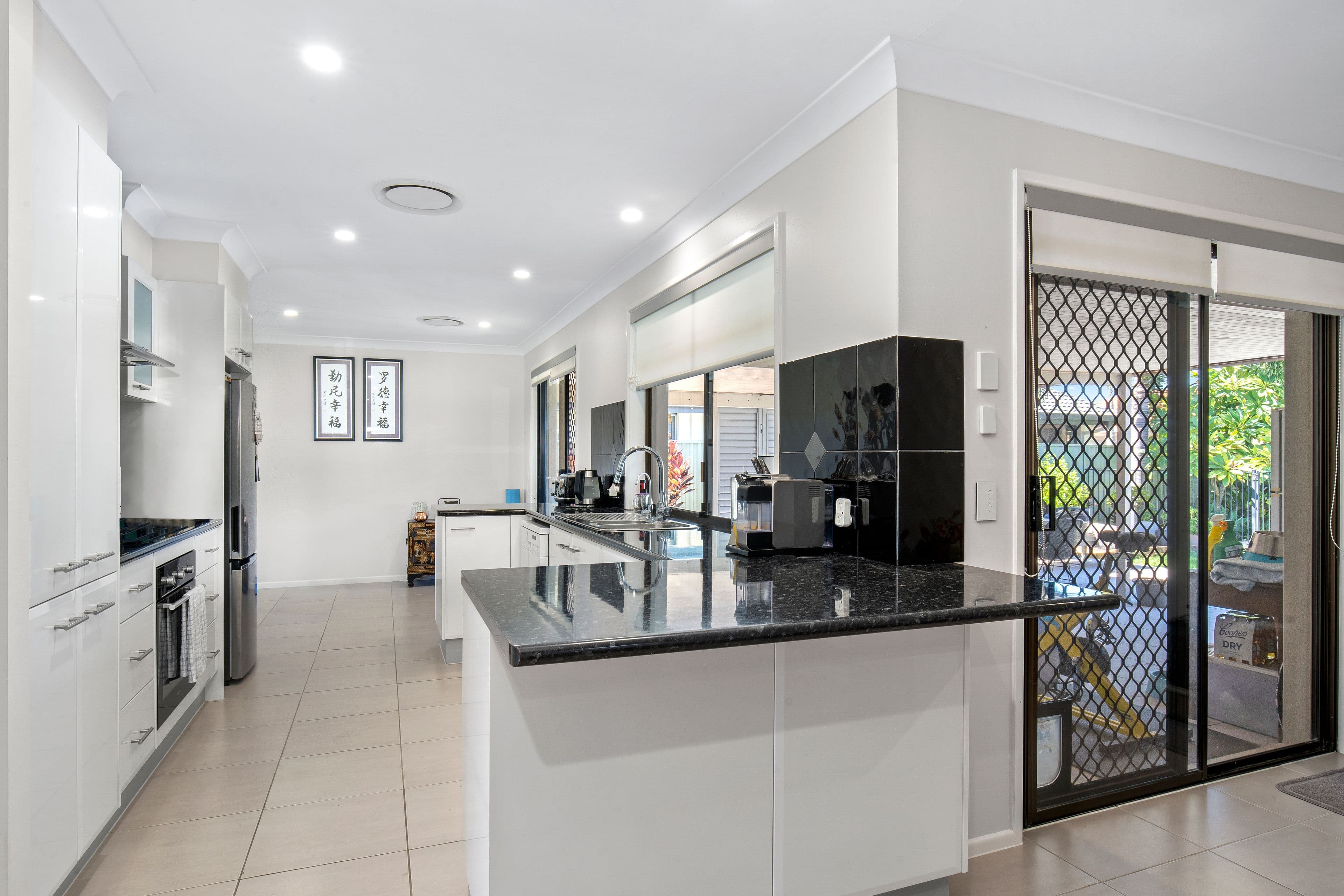 14 Auk Avenue, Burleigh Waters QLD 4220, Burleigh Waters - Thumbnail 3