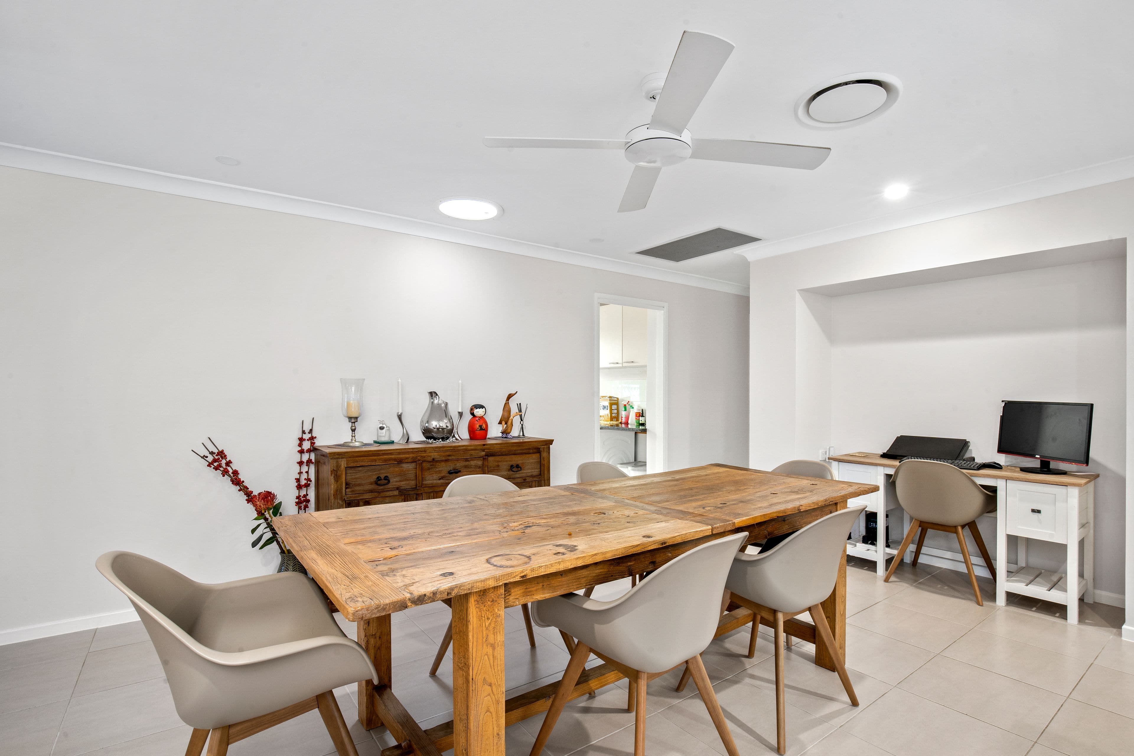 14 Auk Avenue, Burleigh Waters QLD 4220, Burleigh Waters - Thumbnail 5