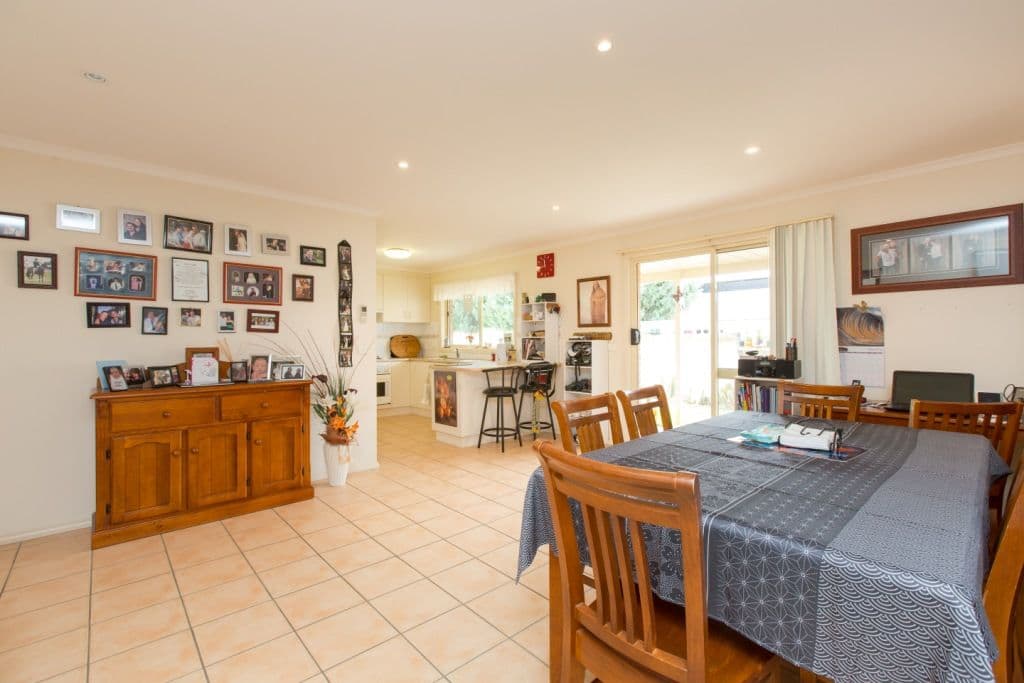 17 Durham Avenue, MILDURA VIC 3500, Mildura - Thumbnail 3