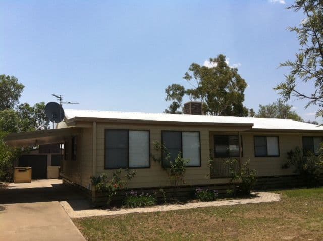7 Everingham Avenue, ROMA QLD 4455, Roma - Image 1