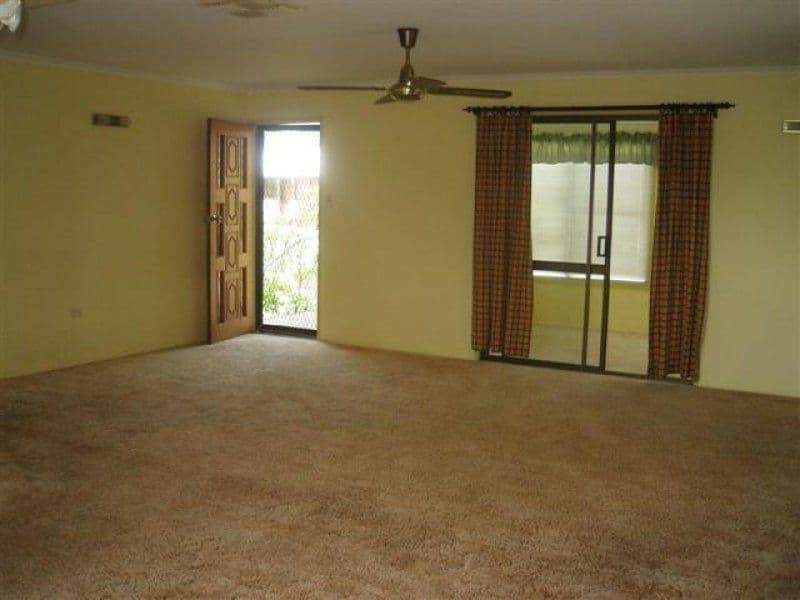 7 Everingham Avenue, ROMA QLD 4455, Roma - Thumbnail 4