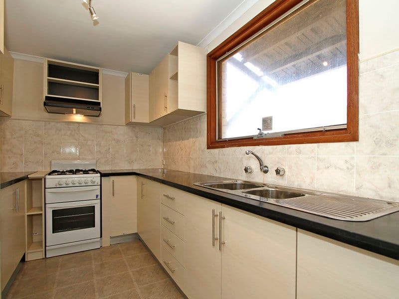 8 / 8 Little Street, Albion QLD 4010, Albion - Thumbnail 2