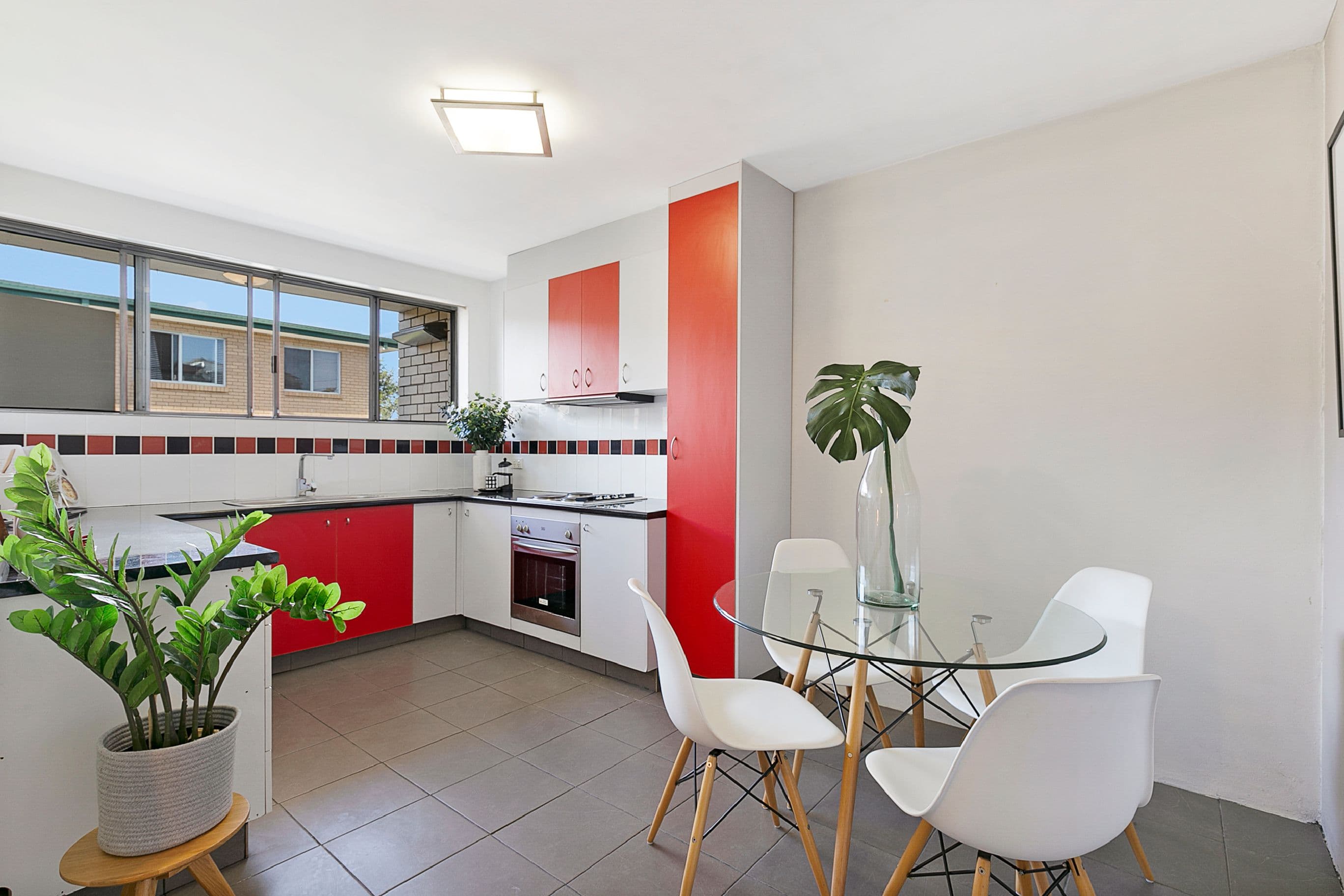 72 Kitchener Street, Coorparoo QLD 4151, Coorparoo - Thumbnail 2