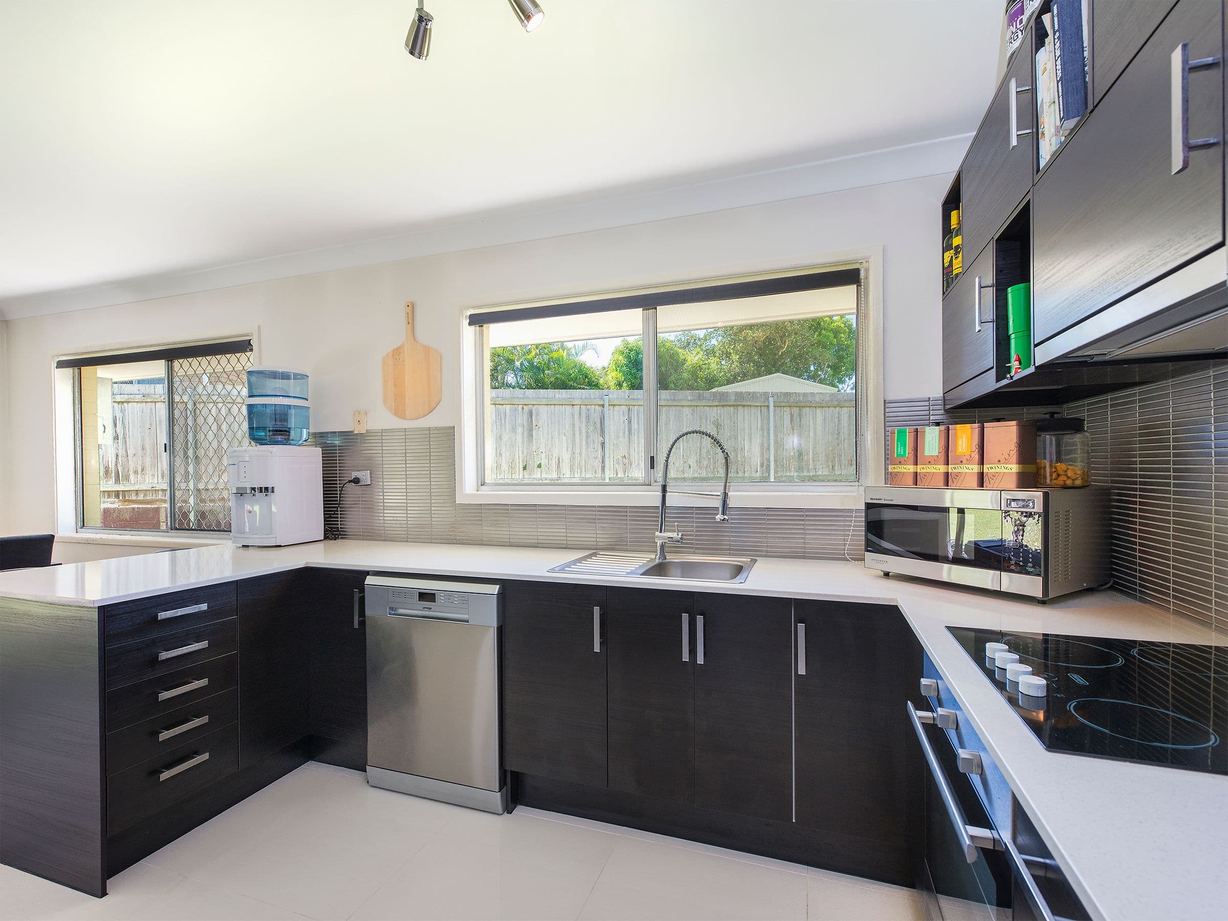 3 Donna Avenue, Rochedale South QLD 4123, Rochedale South - Thumbnail 3